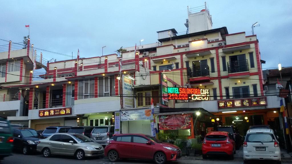Guest House Salon Fora Gegerkalong Setiabudhi Bandung Buitenkant foto