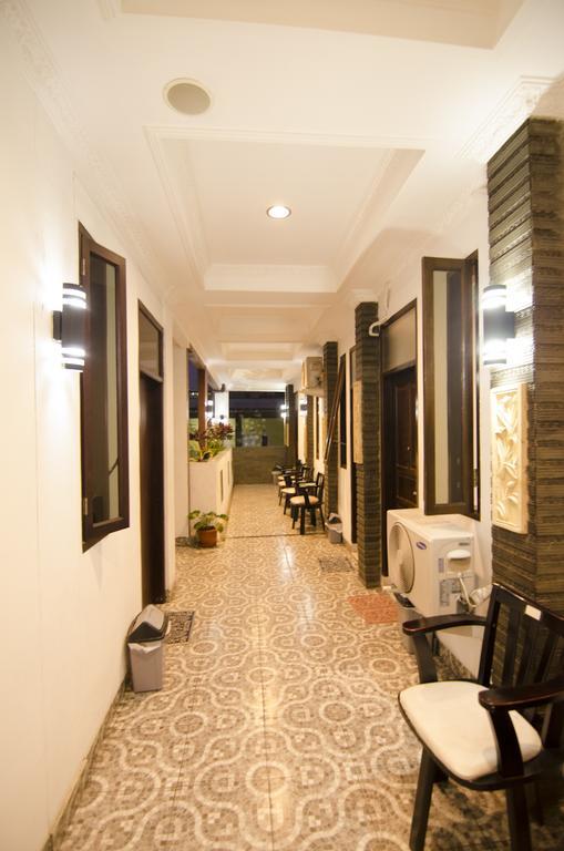 Guest House Salon Fora Gegerkalong Setiabudhi Bandung Buitenkant foto