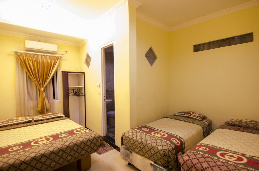 Guest House Salon Fora Gegerkalong Setiabudhi Bandung Buitenkant foto